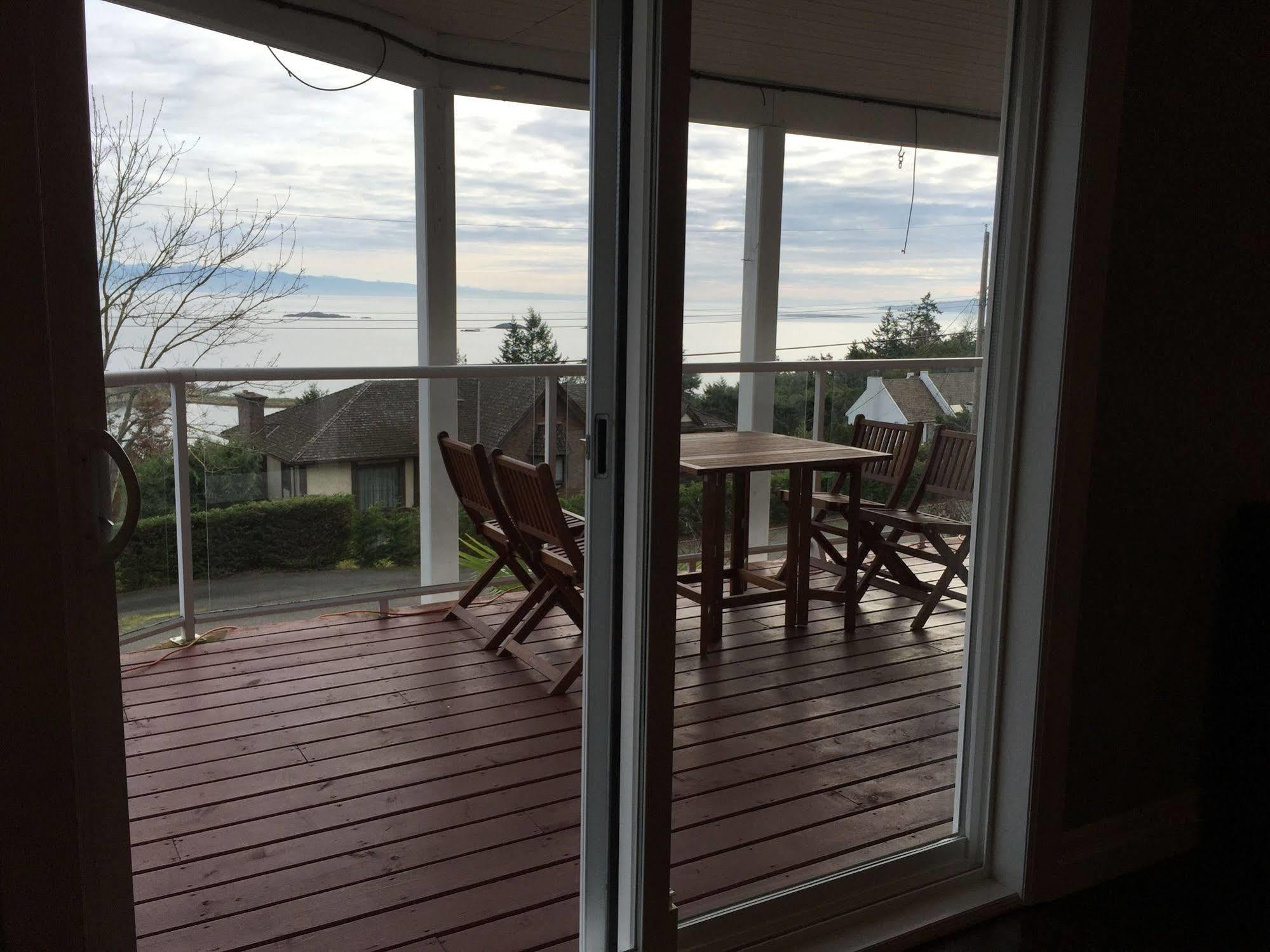 Bed and Breakfast Nanaimo Ocean View Екстер'єр фото